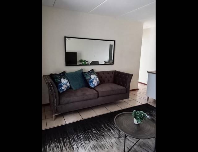 2 BEDROOM APARTMENT FOR SALE IN COMET